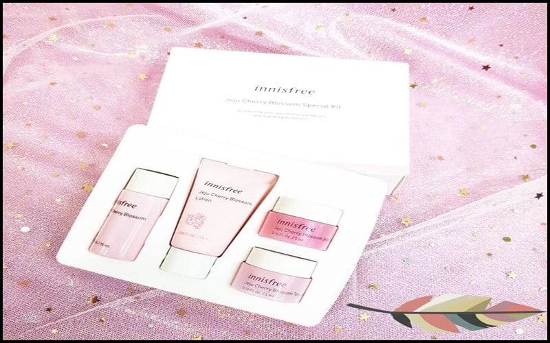 Kem nâng tone Innisfree