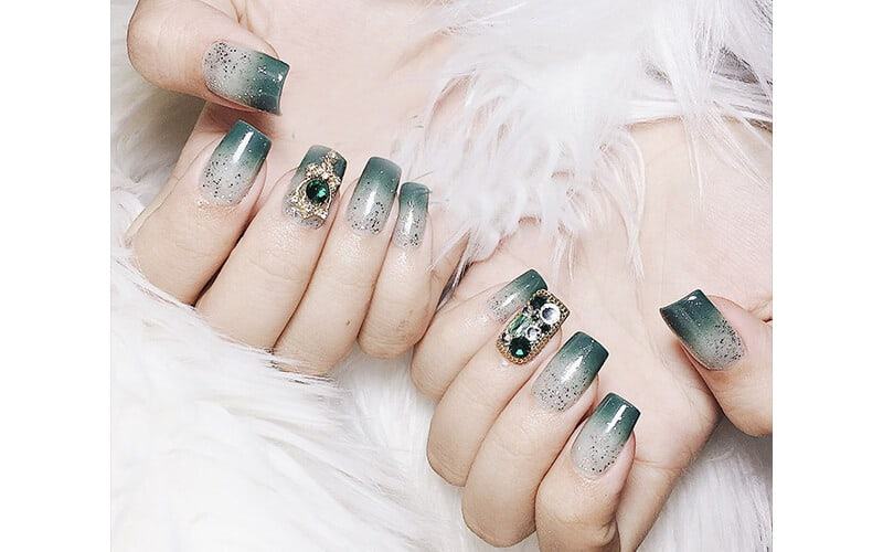 Sơn móng tay đẹp Ombre