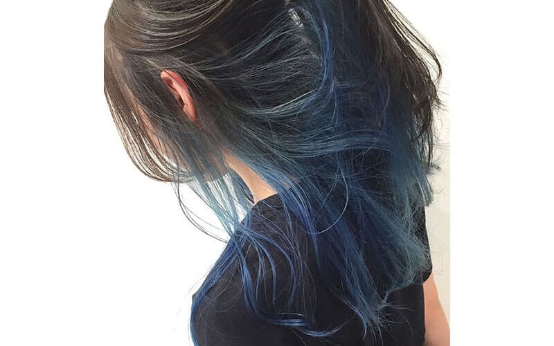Tóc highlight xanh dương
