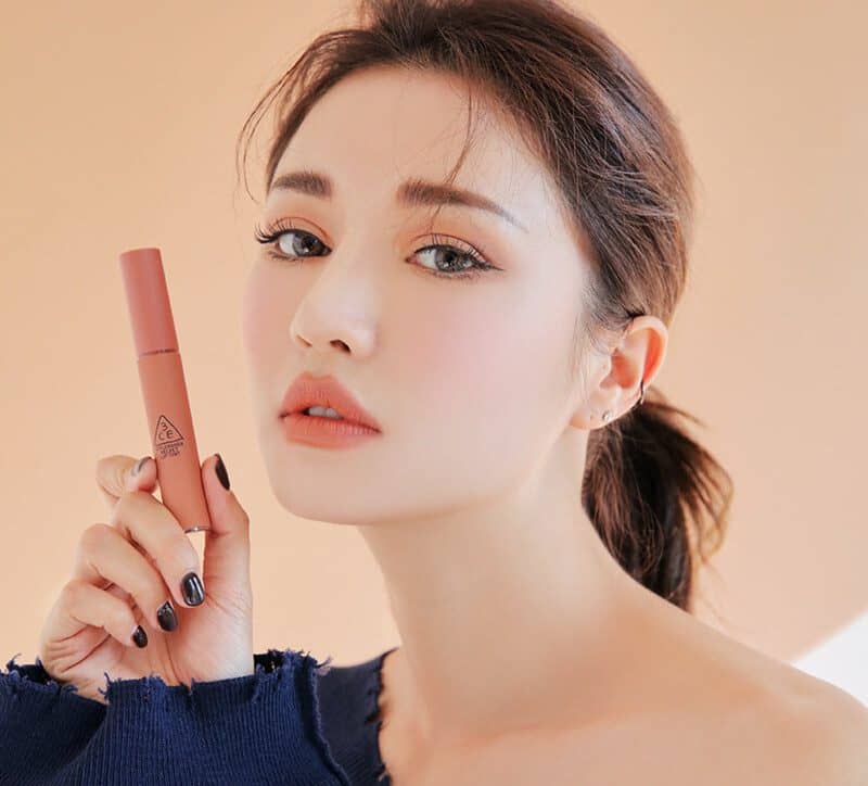 Nổi bật với Velvet Lip Tint của nhà 3CE