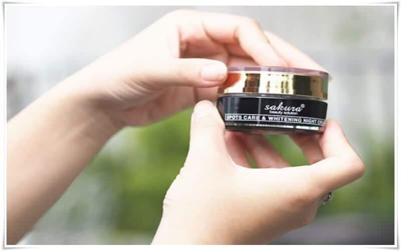 Kem trị nám da hiệu quả Sakura