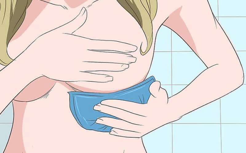 Cách massage ngực khi tắm