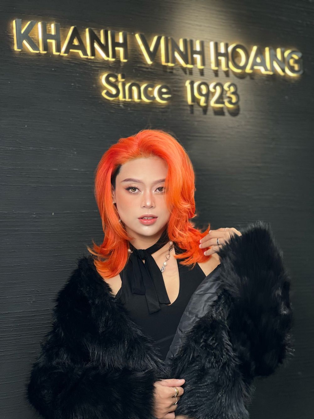 Khánh Vĩnh Hoàng Salon 